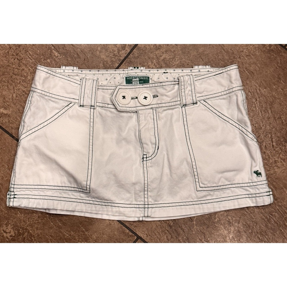 VTG Y2K Abercrombie Mini Skirt Size 4 White Cotton Green Stitching